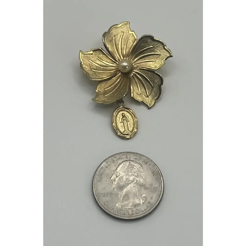 Vintage Textured Gold Tone Flower Faux Pearl & Miraculous Medal Charm Brooch